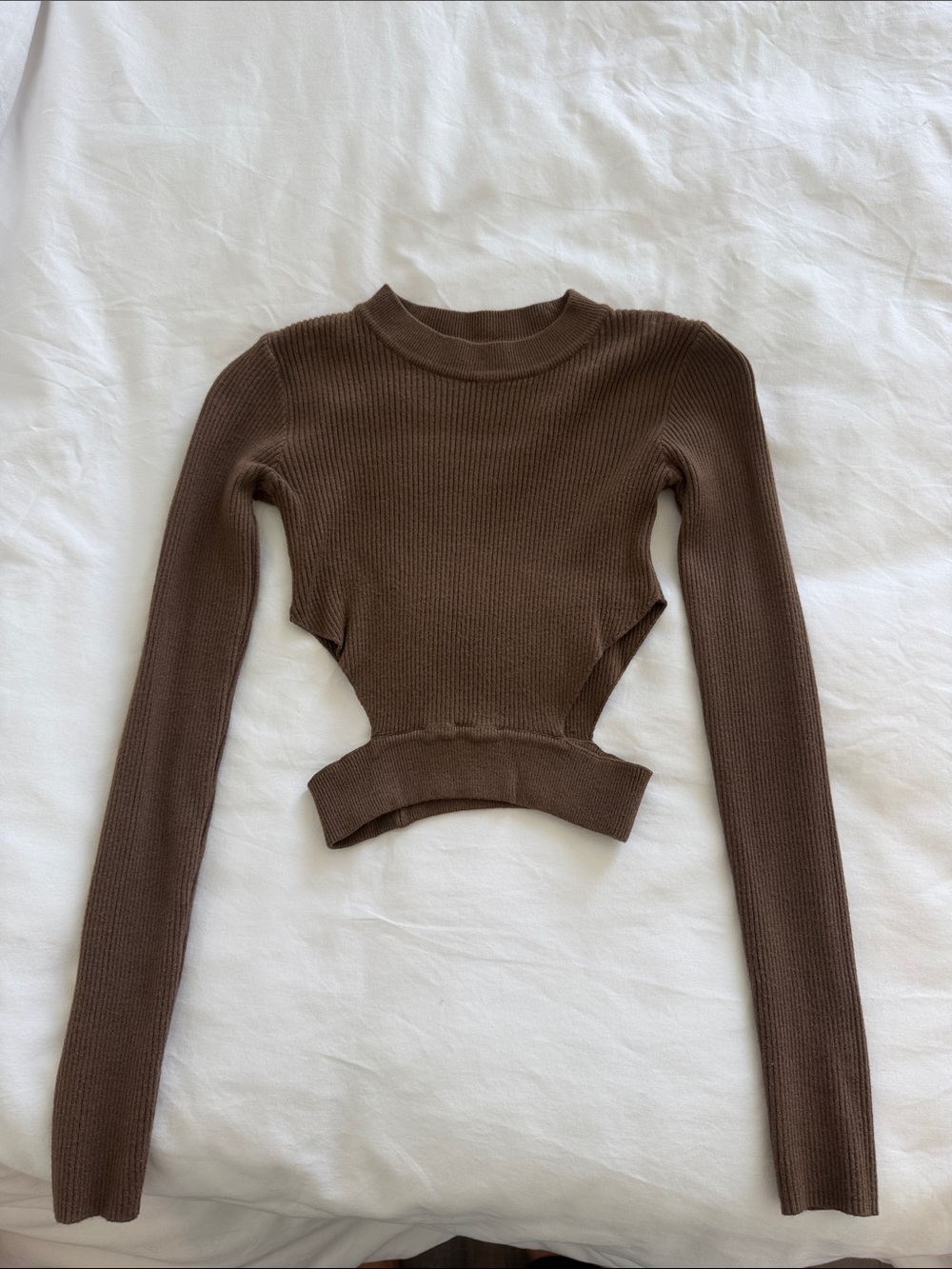 Subdued Brown Ribbed Long-Sleeve Cutout Crop Top